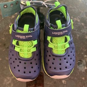 Boys water shoes size 6